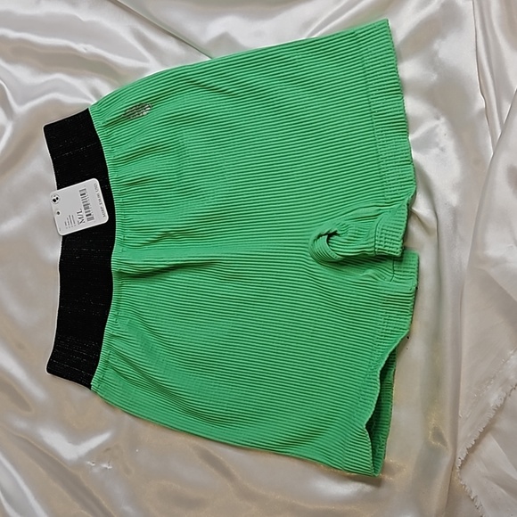 Free People Pants - Free People Movement Prajana Shorts Black Green M/L NWT Seamless